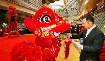 公司年会舞狮_深圳公司年会舞狮舞龙表演开场_晚会舞狮队